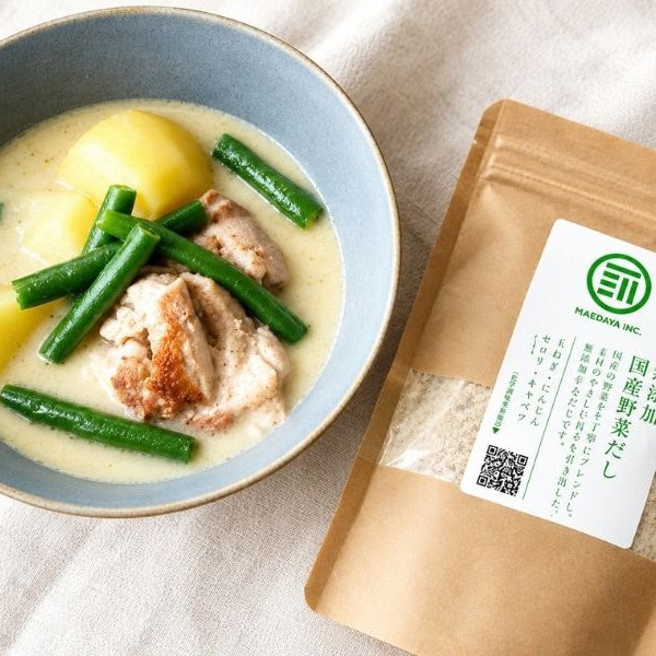 鶏肉とじゃがいもの豆乳スープ