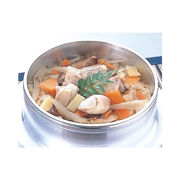 Domestically produced chicken rice pot ingredients for 2 people. Delicious instant rice without water, quick-cooking rice, ingredients included, rice pot base set. Restaurant-style flavor.